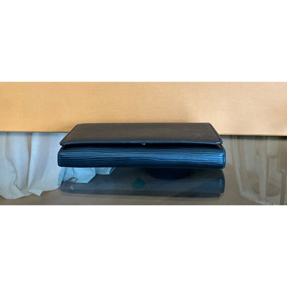 Louis Vuitton Black Epi Leather Wallet Fabulous & Fancy For The Elite - Picture 4 of 11